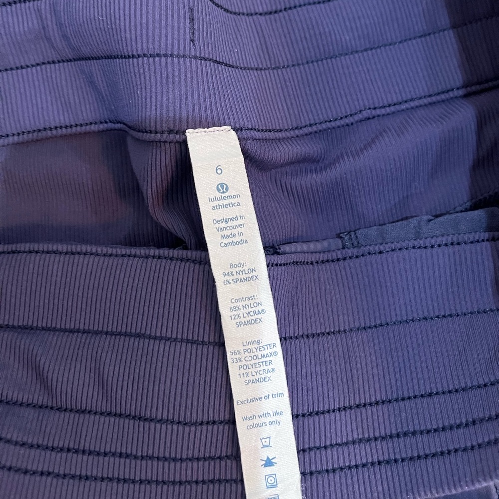 Lululemon Crop Pants Size 6